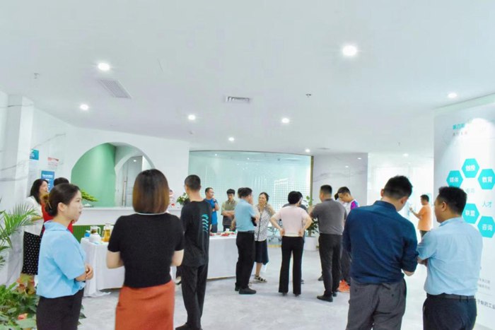 群英集結(jié)，“凈”護(hù)生產(chǎn)！“GMP無(wú)菌潔凈空間污染防控策略及運(yùn)營(yíng)管理”沙龍圓滿結(jié)束！